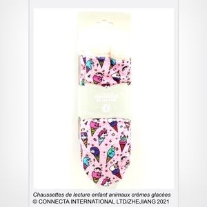 Hi, selling these lovely socks for kids in size US 12.